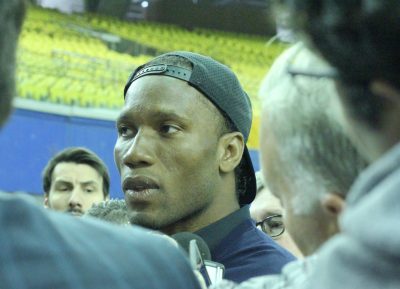 Didier-Drogba-Stade-Olympique-02